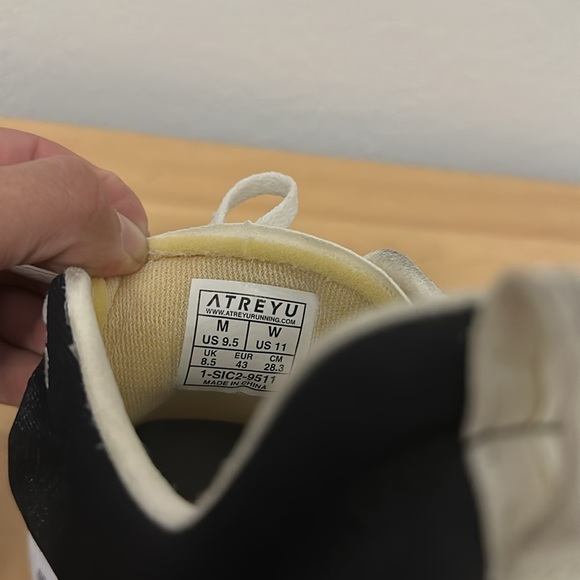 Atreyu Base Model Sz 9.5 Black/White - Picture 6 of 6